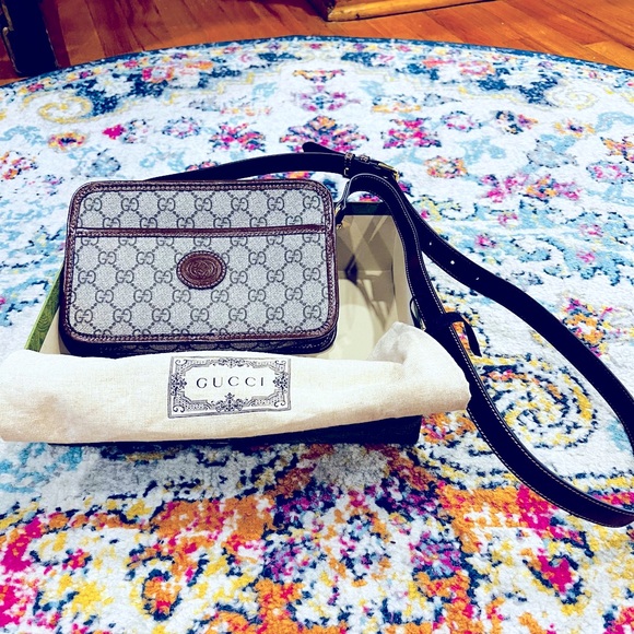 Mini Gucci bag with interlocking G - Picture 2 of 3